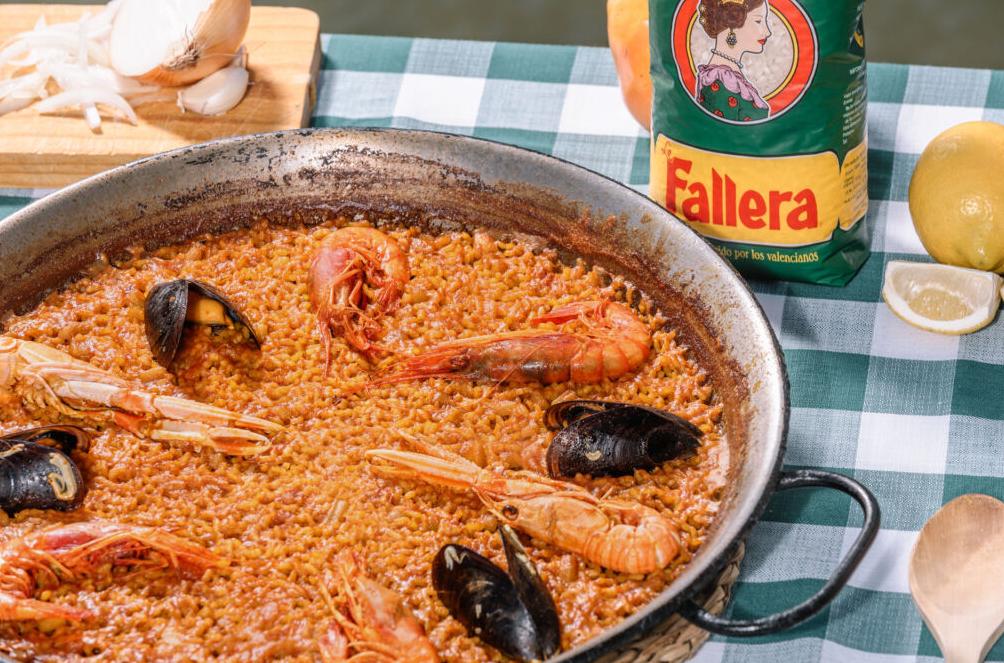 ️】Diferencia entre cazuela de mariscos y paella Kazoku Restaurante
